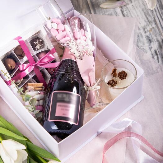 Подарочная коробка  271