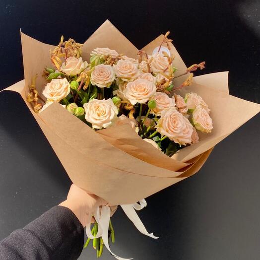 Spray Roses - M