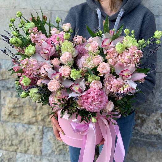 Шляпная коробка 💝 с орхидеей и пионовидной розой