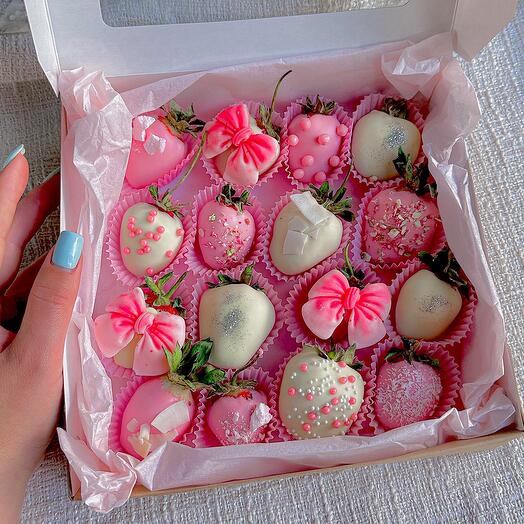 Dulce fresa en chocolate princesa