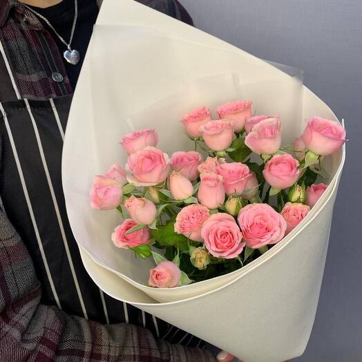 Pink bush roses