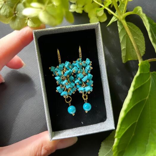 Серьги из крошки бирюзы