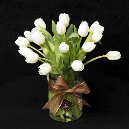 20 White Tulips in a Glass Vase