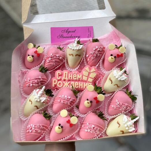 Коробочка с днем рождения 🎀️🍓