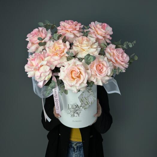 Цветы в коробке