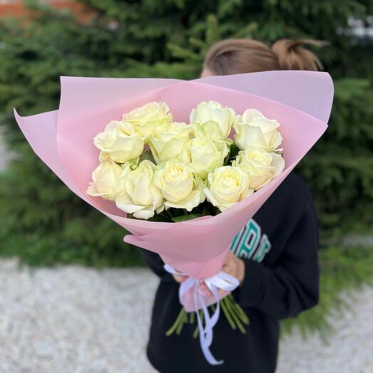 Букет белых роз