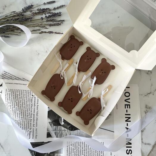 Шоколадные кейкпопсы эскимо в виде мишек  в подарок