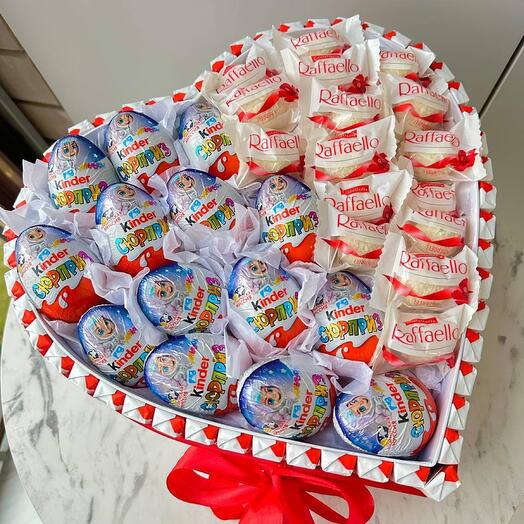 Сердце среднее из Kinder и Рафаэлло