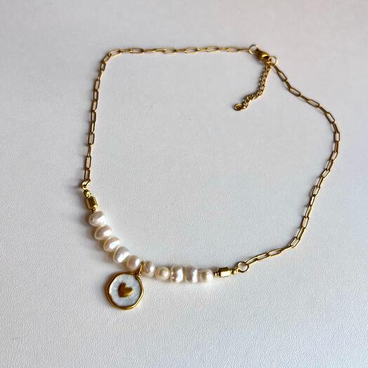 Цепочка с жемчугом и сердечком