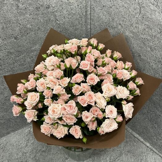 Stylish Mono bouquet of 15 bush roses Lydia variety