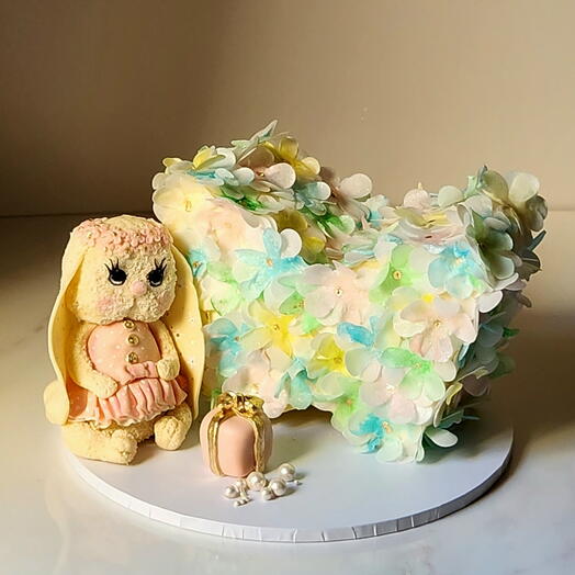 3D Butterfly cake and bunny with gift