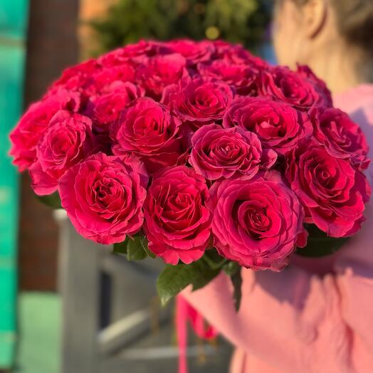 25 одноголовых роз