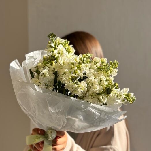 Букет из маттиолы « Облако нежности»