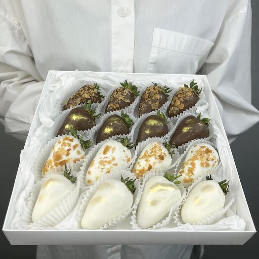 Коробочка клубники в шоколаде Шоколадный эдем