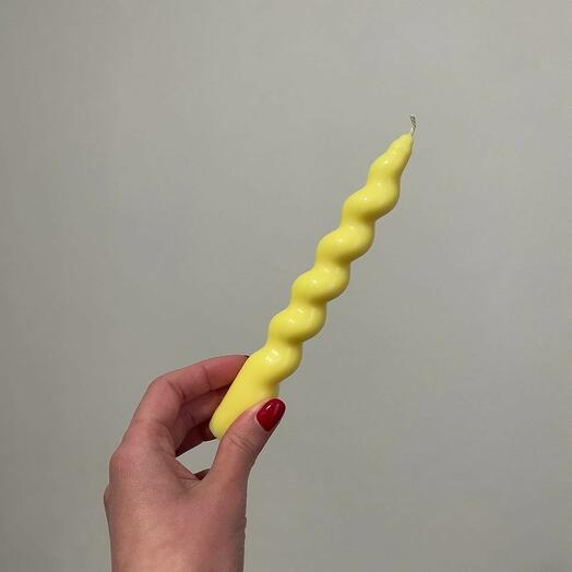 Свеча интерьерная, спираль жёлтая ·S10·