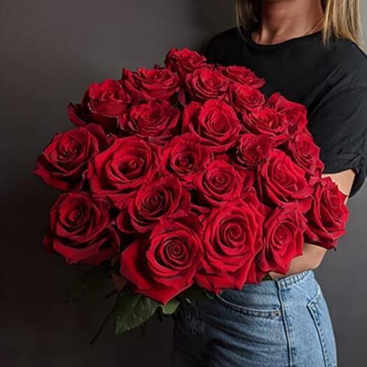 Розы КРАСНЫЕ 🌹