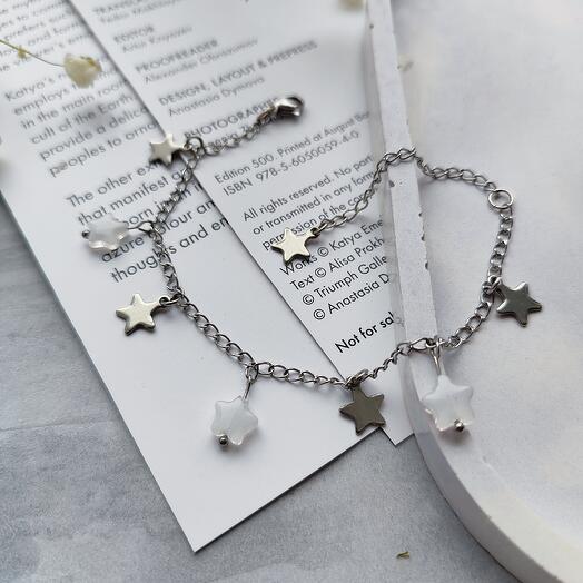 Bracelet with glass stars