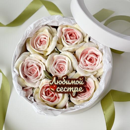 Зефирные розы и шоколадная надпись