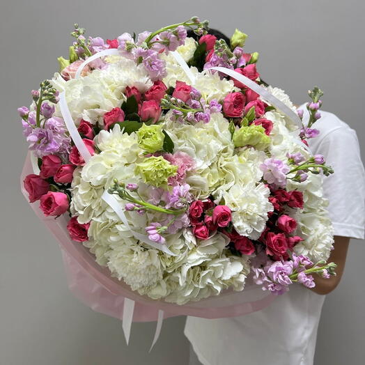 Букет «Blossom Bliss»