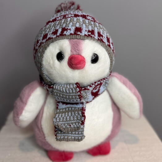 Игрушка Пингвинчик в шапке и шарфе