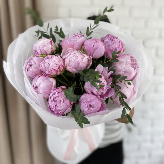 Розовый пионы