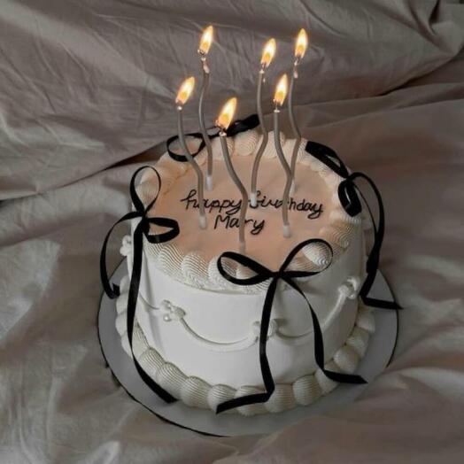 Торт с бантиками Happy Birthday