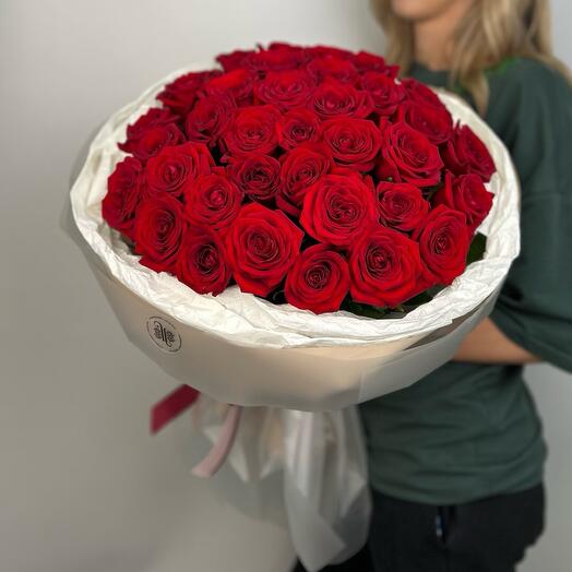 Скидка 30% 🌸Букет из 35 красных роз Premium с доставкой по Краснодару