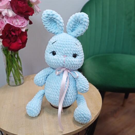 Плюшевый зайчик (ручная работа)