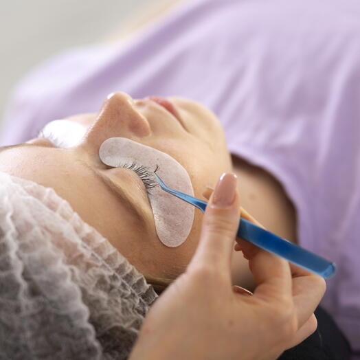 Подарочный сертификат «Наращивание ресниц 2d» (2 часа 30 мин, 1 человек)