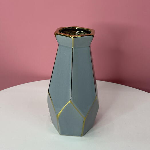 Ваза керамическая настольная