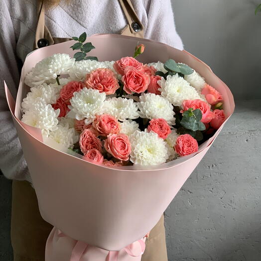 Хризантемы с розами