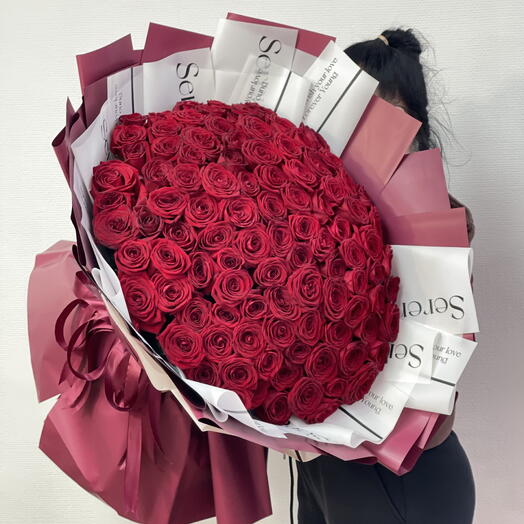 Bouquet "101 Premium Ecuadorian Roses 60 cm"