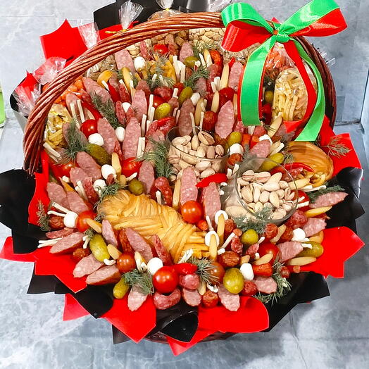 Корзина сыро-колбасная ассорти