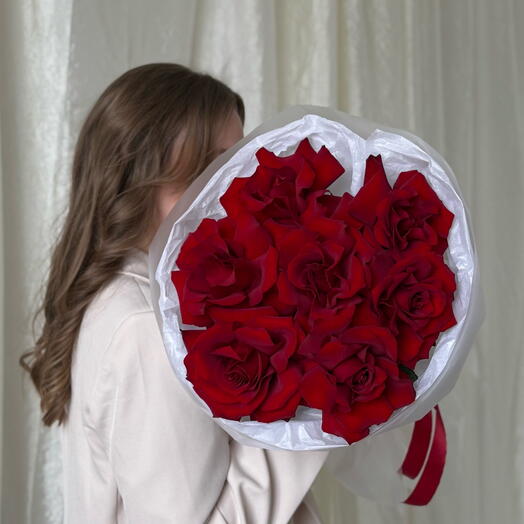 Ажурные красные розы