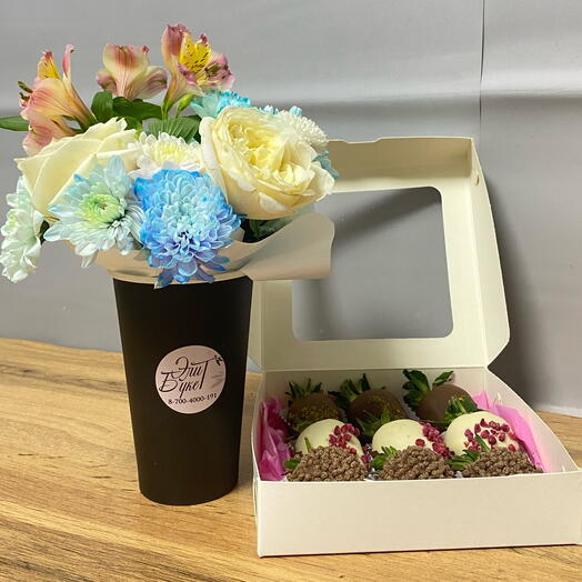 Комбо стаканчик + клубника