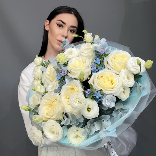 Ароматный букет с твидией