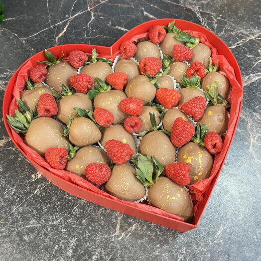 Клубника в шоколаде (24-26 клубничек)