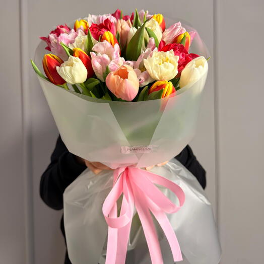 Букет 25 тюльпанов
