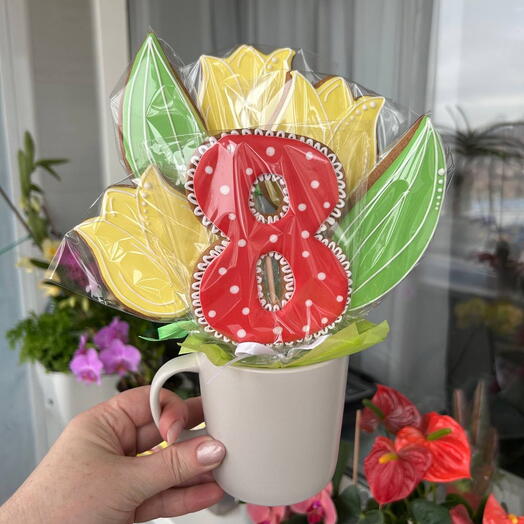 Набор имбирных пряников в кружке «8 марта💛»
