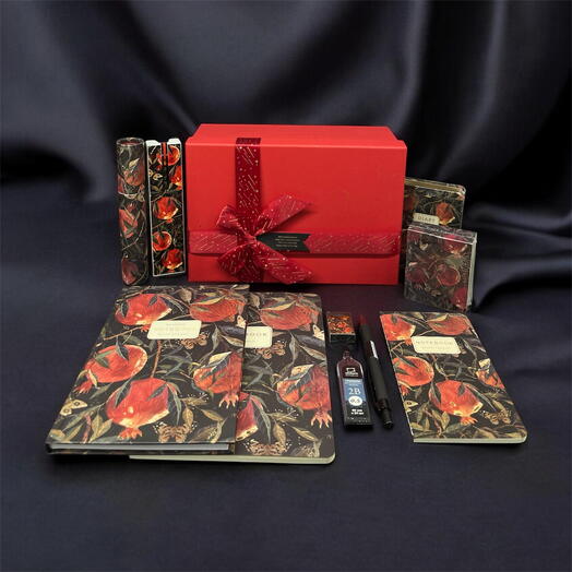 Подарочный набор «Модный офис — Сочный Гранат»: Стиль и статус для вашего руководителя. (Офис 05)