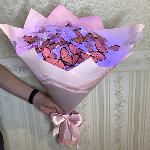Букет из 25 розовых бабочек