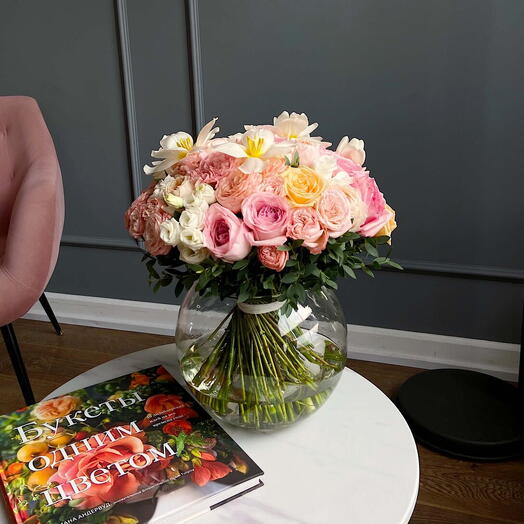 Bouquet author's Aimi Medium