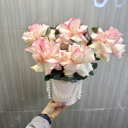 Композиция из французских роз 🌸
