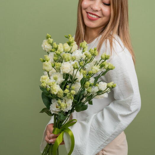 Эустома белая 9шт