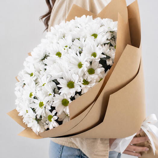 White Daisy Bouquet