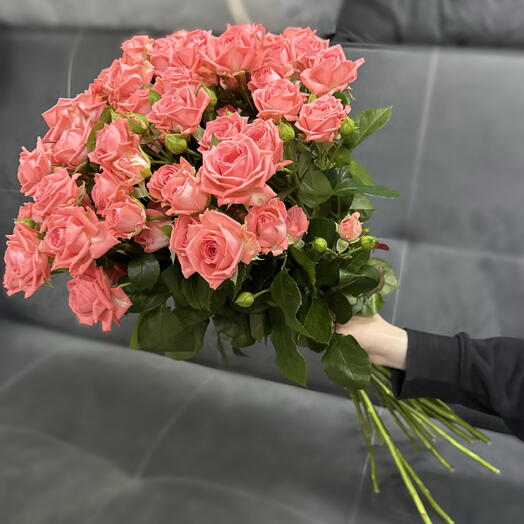 Роза кустовая Барбадос 15