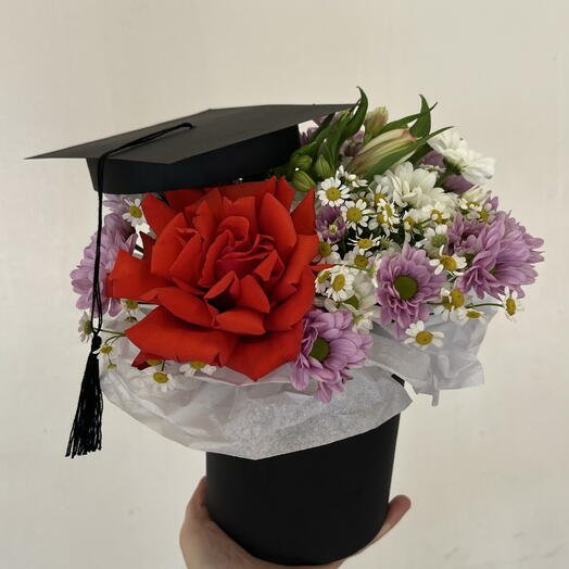 Композиция на выпускной «Выпускник»