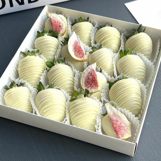 Клубничный бокс "Strawbella"