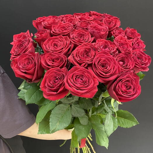 Букет из 35роз Red Naomi 80см