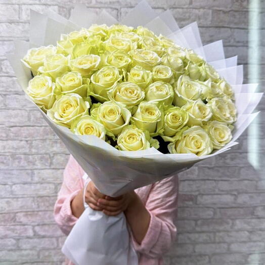 51 Роза белые розы 60см